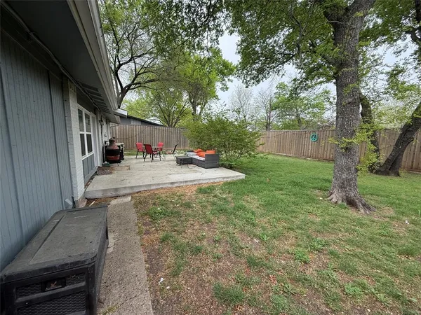 $2,350 | 819 Loganwood Avenue, Richardson, TX 75080