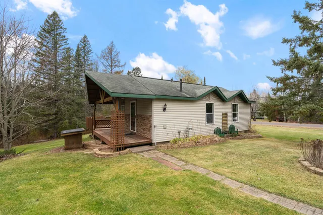 $200,000 | 6692 County Rd C, South Range, WI 54874