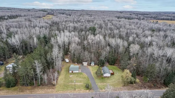 $200,000 | 6692 County Rd C, South Range, WI 54874