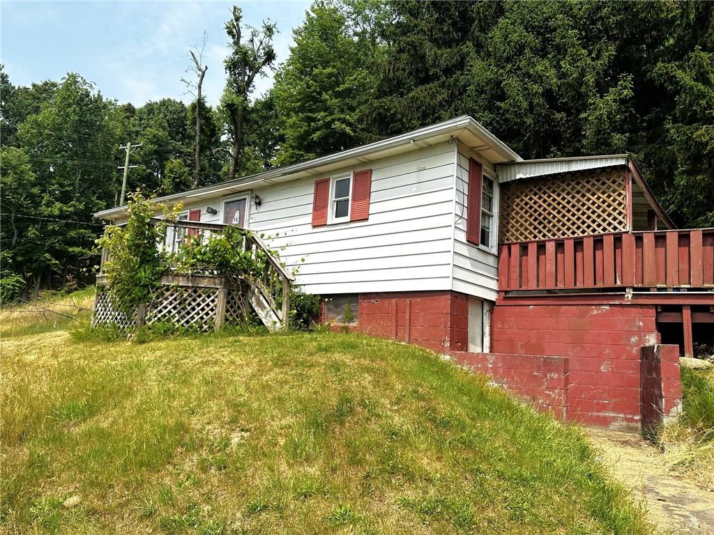 58 Beeno Road Irwin, PA 15642 - Photo 2 of 5 Gallery Image 2