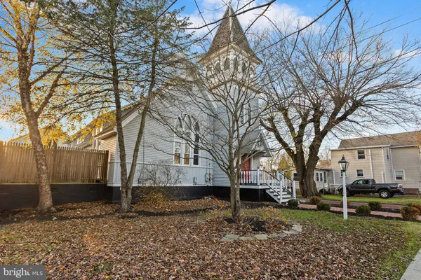 $3,900 | 230 Washington Street, Fieldsboro, NJ 08505