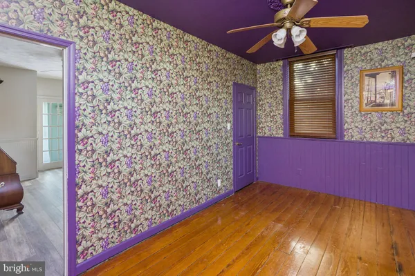 $3,900 | 230 Washington Street, Fieldsboro, NJ 08505