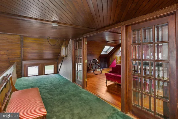 $3,900 | 230 Washington Street, Fieldsboro, NJ 08505