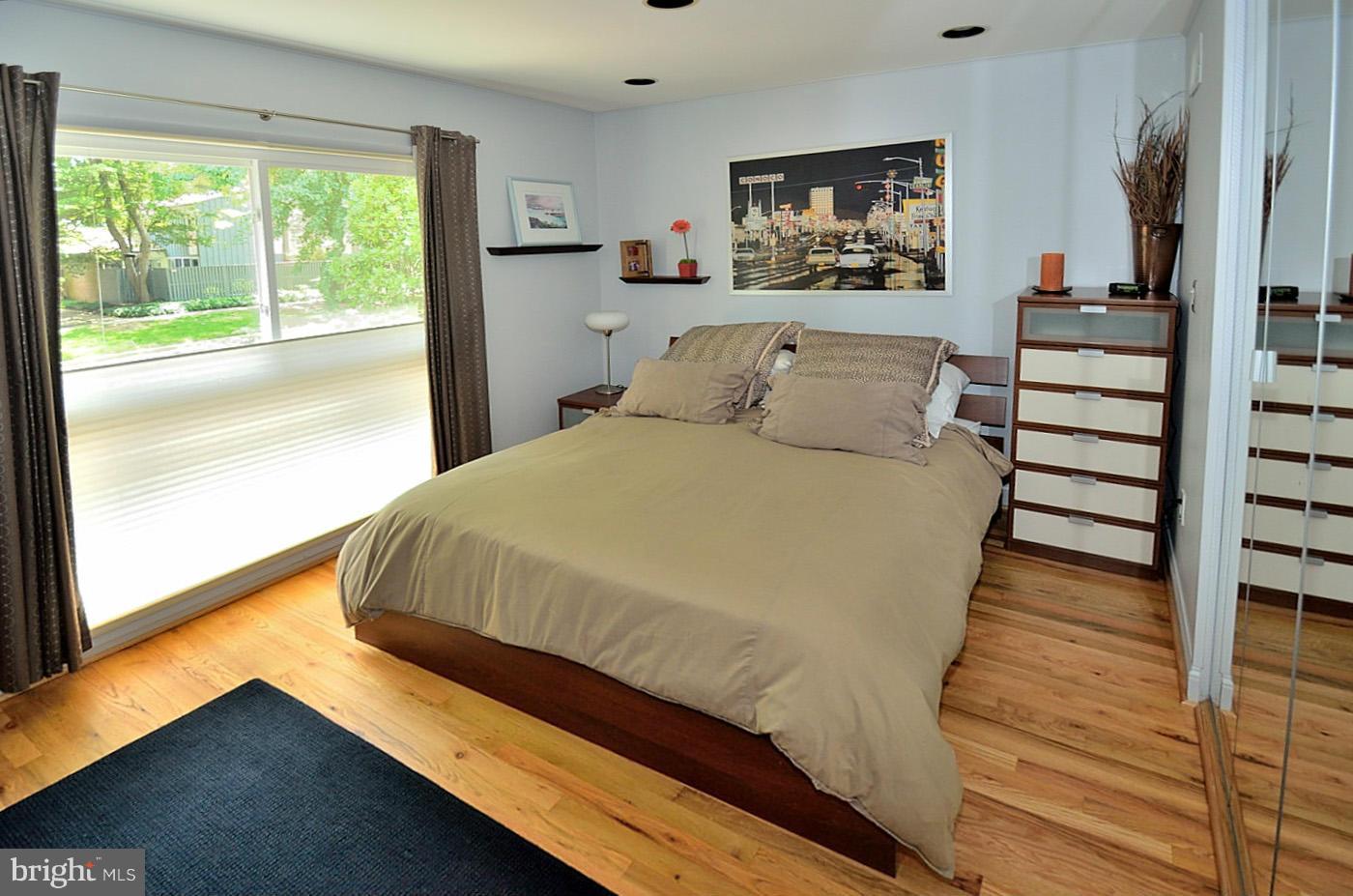 11438 Links Drive Reston, VA 20190 - Photo 20 of 26 Bedroom