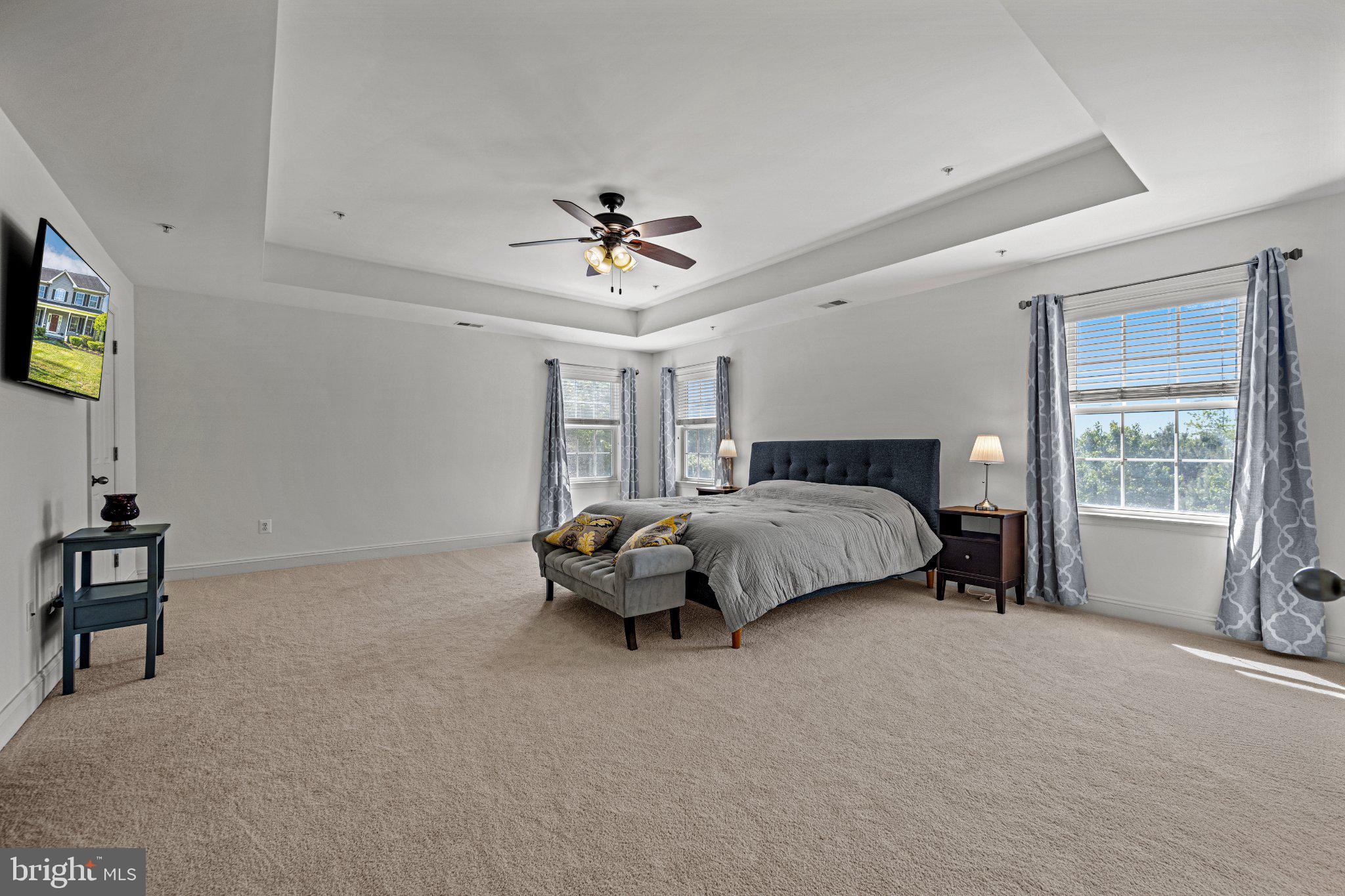 10693 Harding Road Laurel, MD 20723 - Photo 26 of 55 Spacious, serene master retreat.