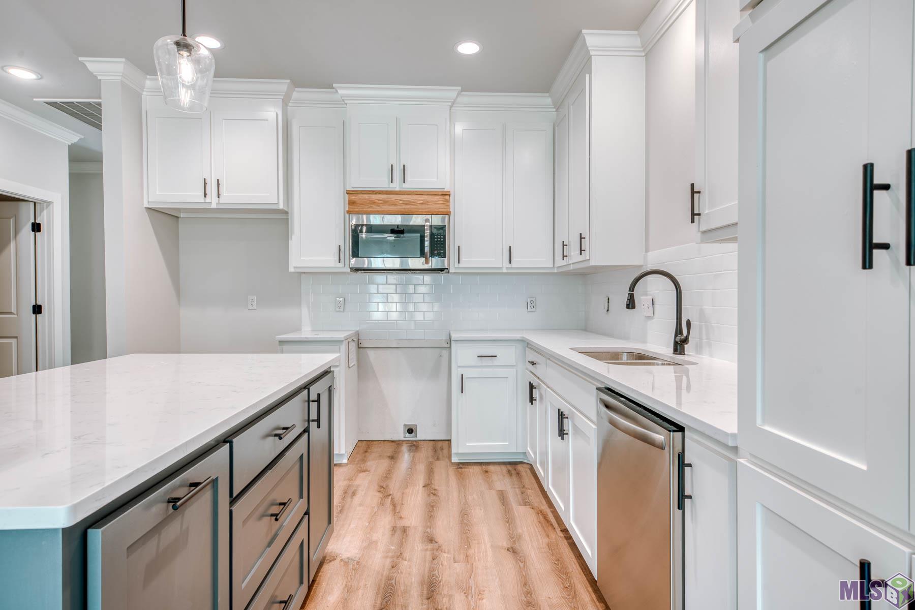 8739 Lockhart Road, Unit 1C Denham Springs, LA 70726 - Photo 2 of 7