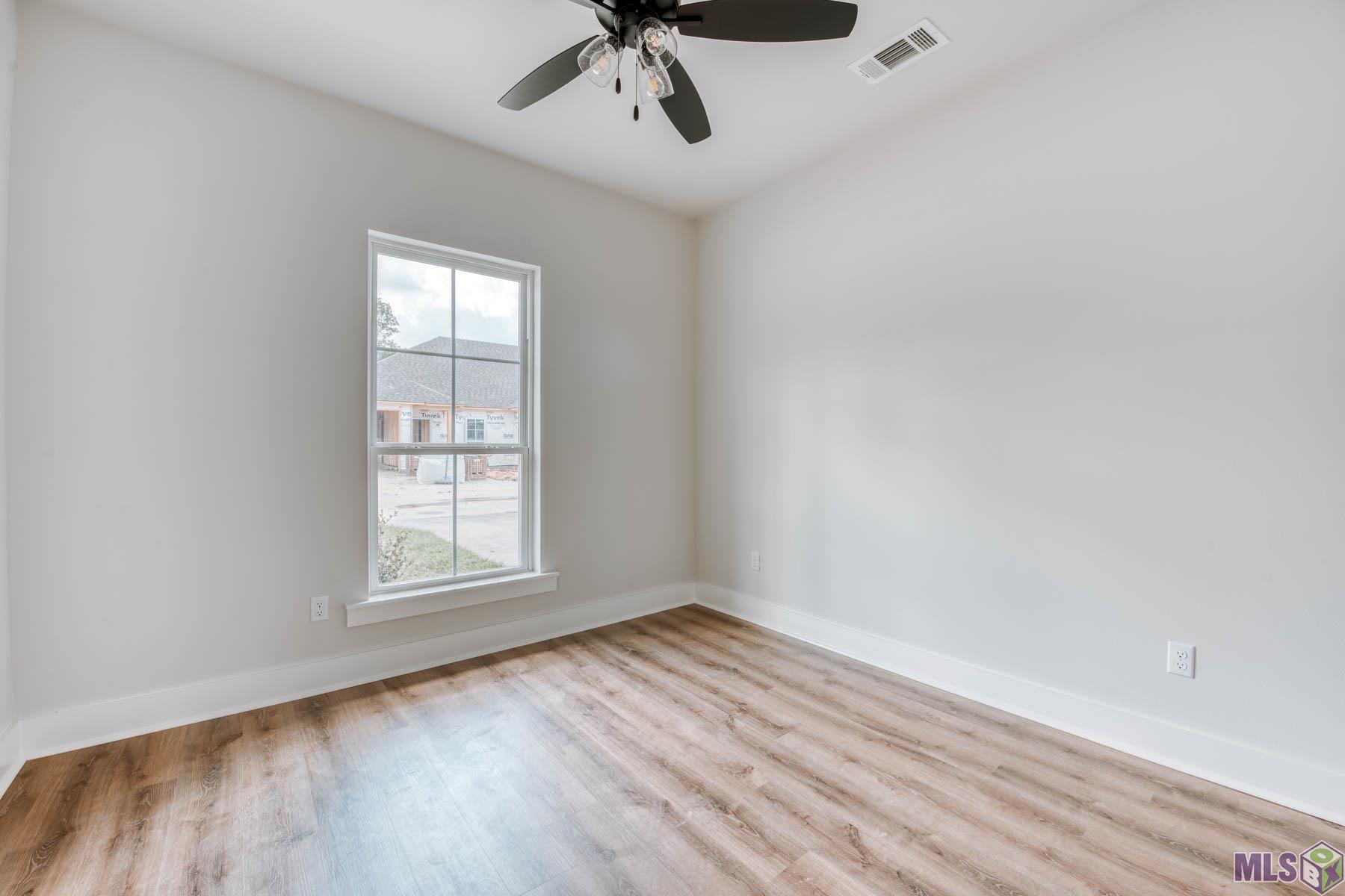 8739 Lockhart Road, Unit 1C Denham Springs, LA 70726 - Photo 7 of 7