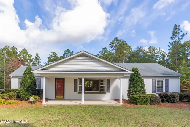 $345,000 | 6215 Highway 211, West End, NC 27376