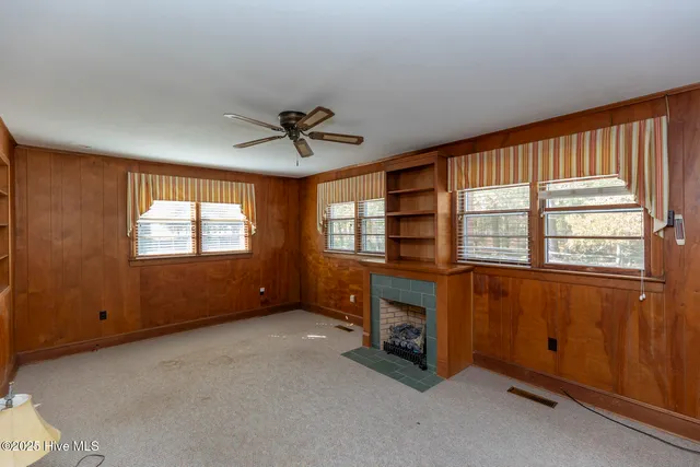 $345,000 | 6215 Highway 211, West End, NC 27376