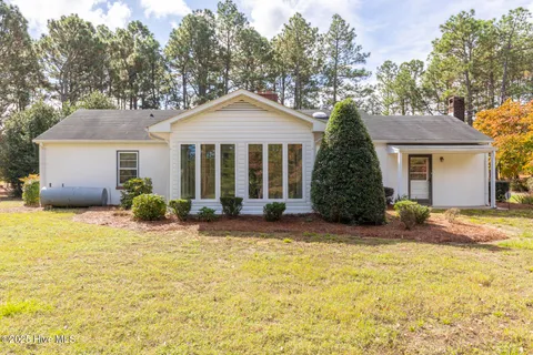 $345,000 | 6215 Highway 211, West End, NC 27376