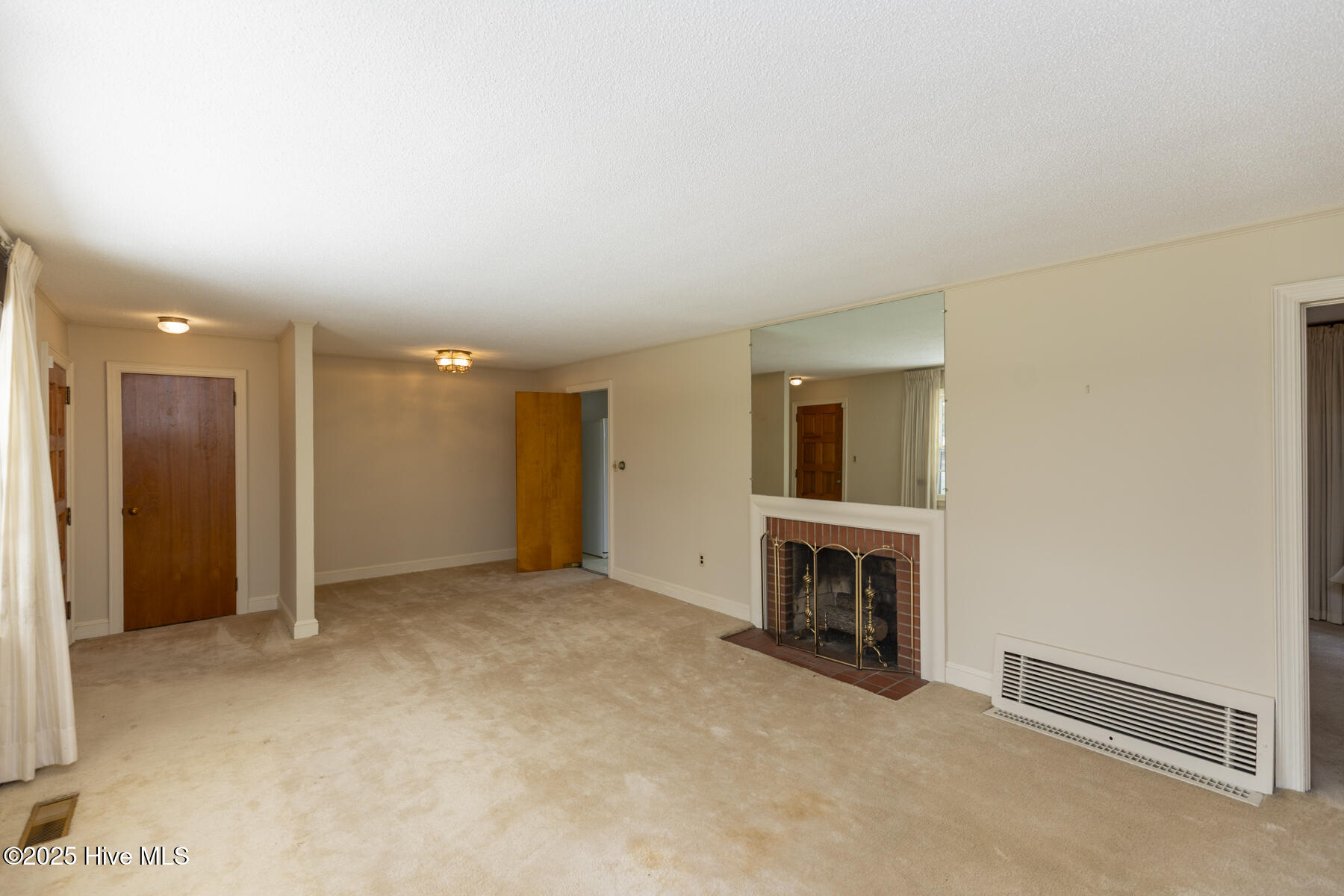 6215 Highway 211 West End, NC 27376 - Photo 3 of 30 living-dining room1
