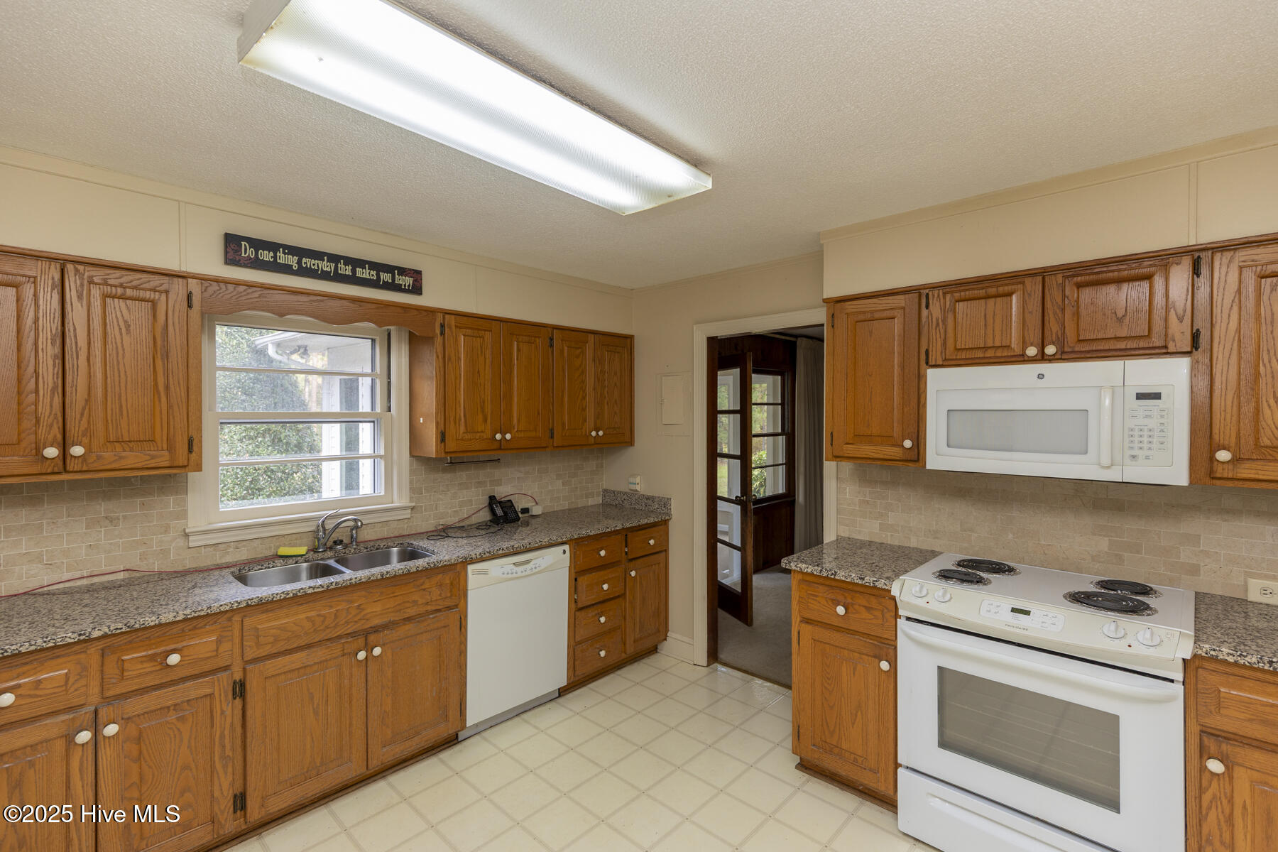 6215 Highway 211 West End, NC 27376 - Photo 5 of 30 kitchen1