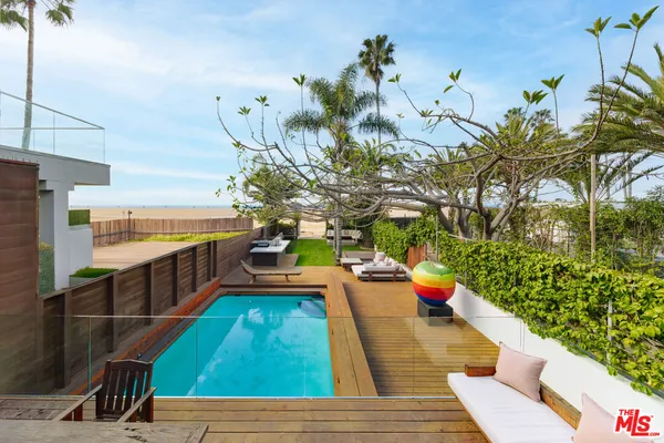 $50,000 | 936 Palisades Beach Road, Santa Monica, CA 90403