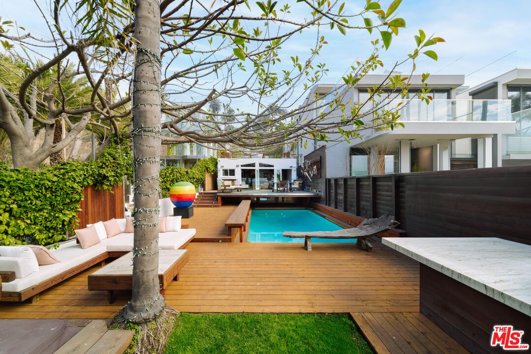 936 Palisades Beach Road Santa Monica, CA 90403 - Photo 25 of 31