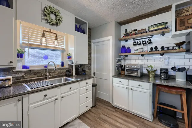 $239,900 | 1870 North Susquehanna Trail, York, PA 17404