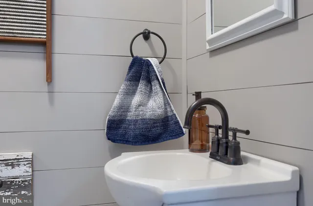 $239,900 | 1870 North Susquehanna Trail, York, PA 17404