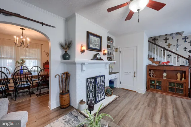 $239,900 | 1870 North Susquehanna Trail, York, PA 17404