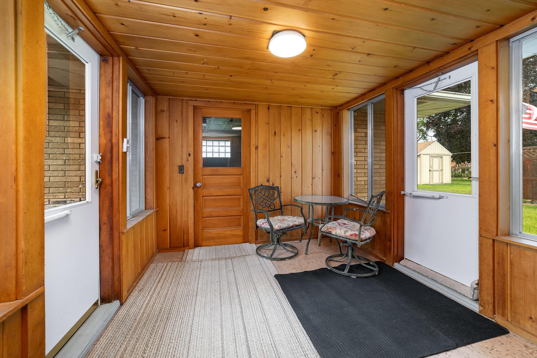 1807 33rd Street Bay City, MI 48708 - Photo 4 of 23 Gallery Image 4