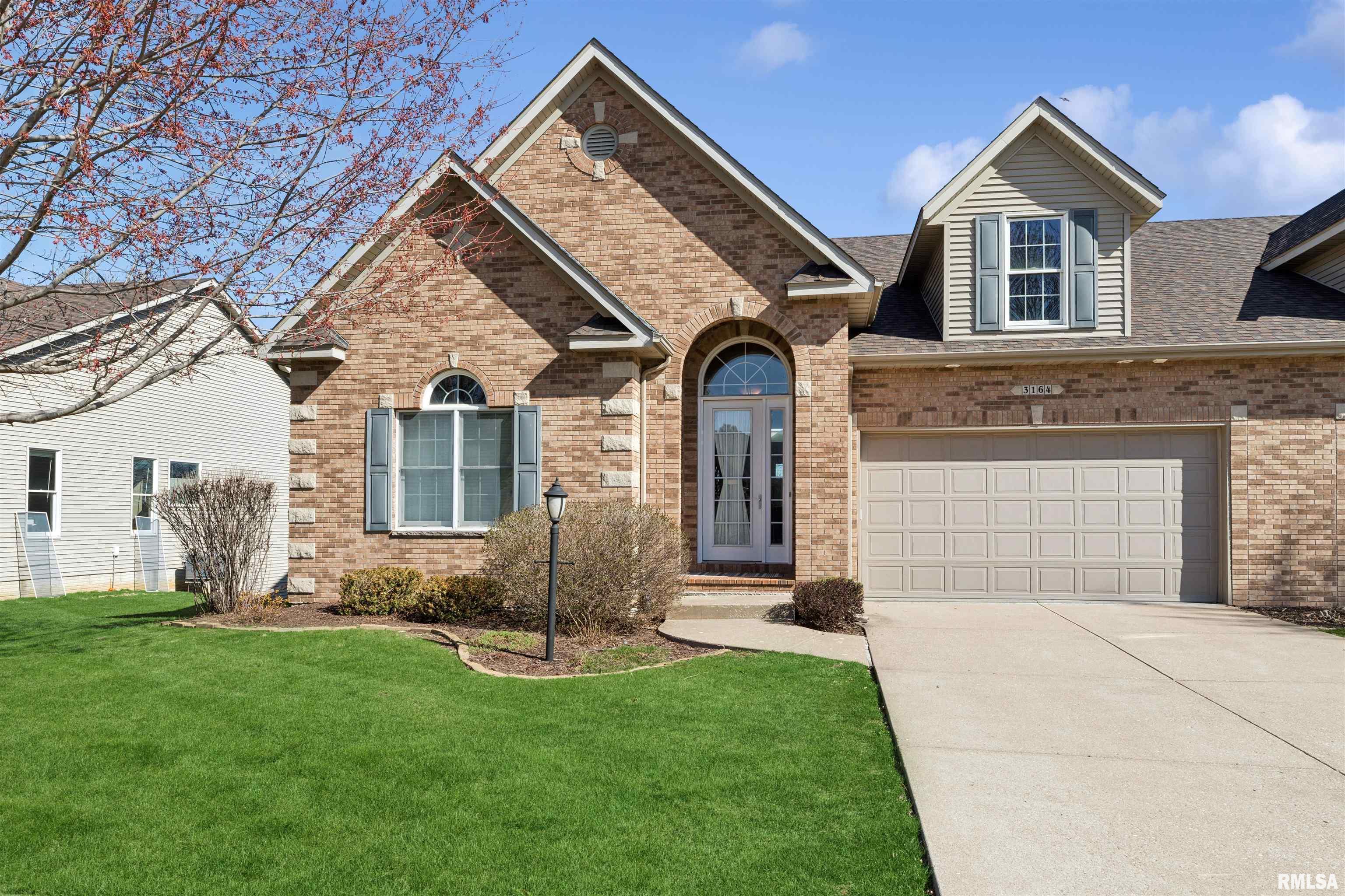 3164 Meridith Way Bettendorf, IA 52722 - Photo 1 of 32