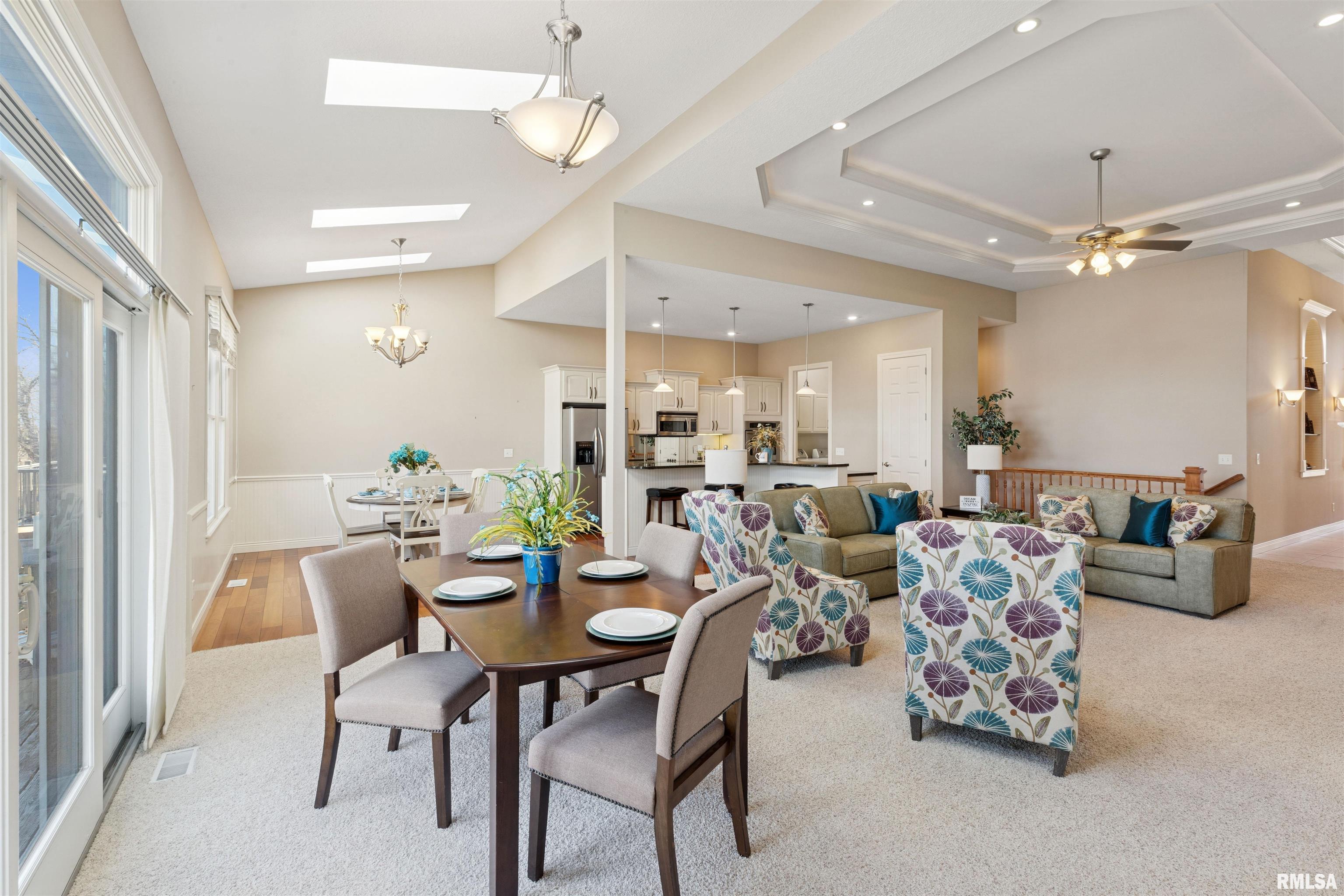 3164 Meridith Way Bettendorf, IA 52722 - Photo 15 of 32