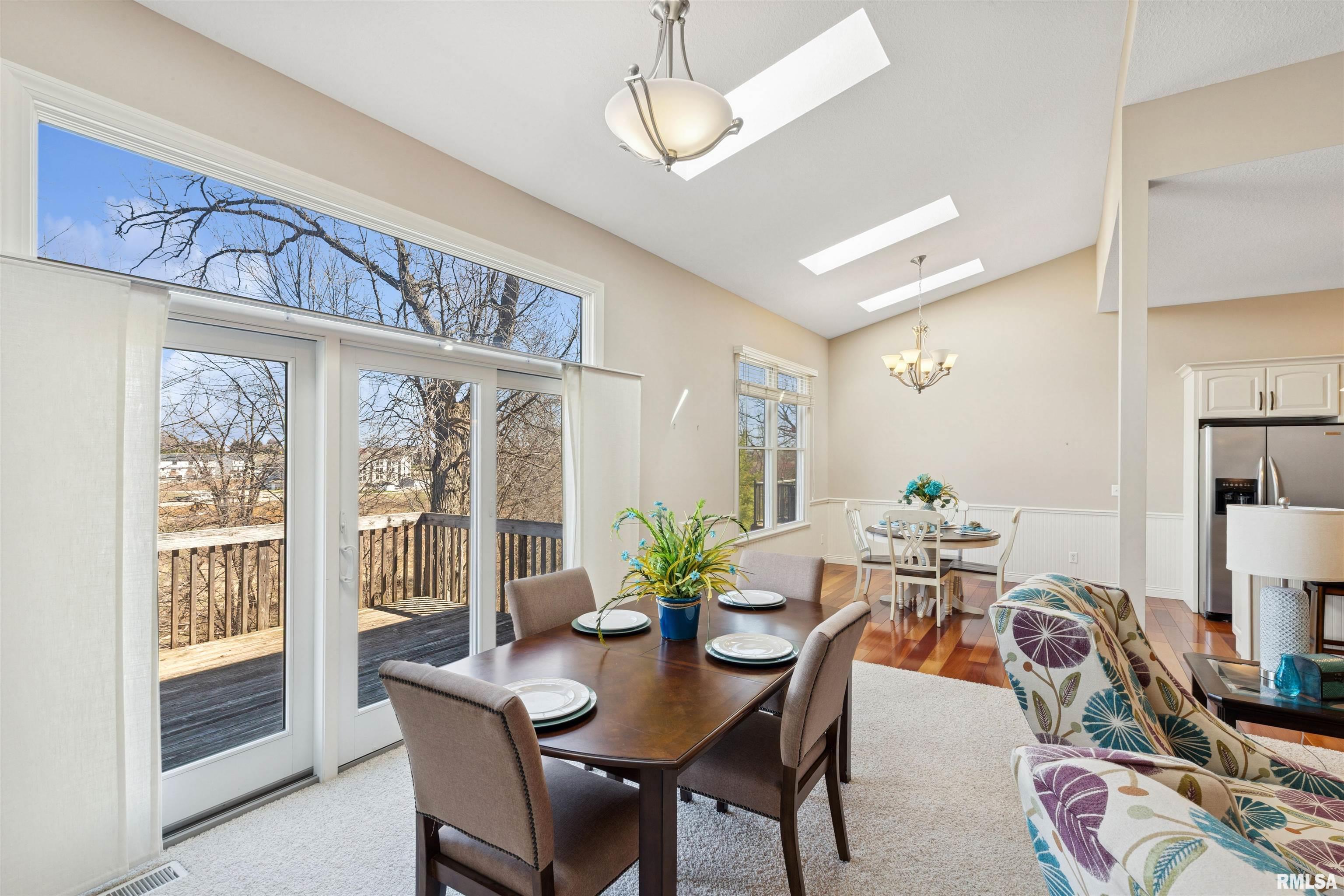 3164 Meridith Way Bettendorf, IA 52722 - Photo 16 of 32