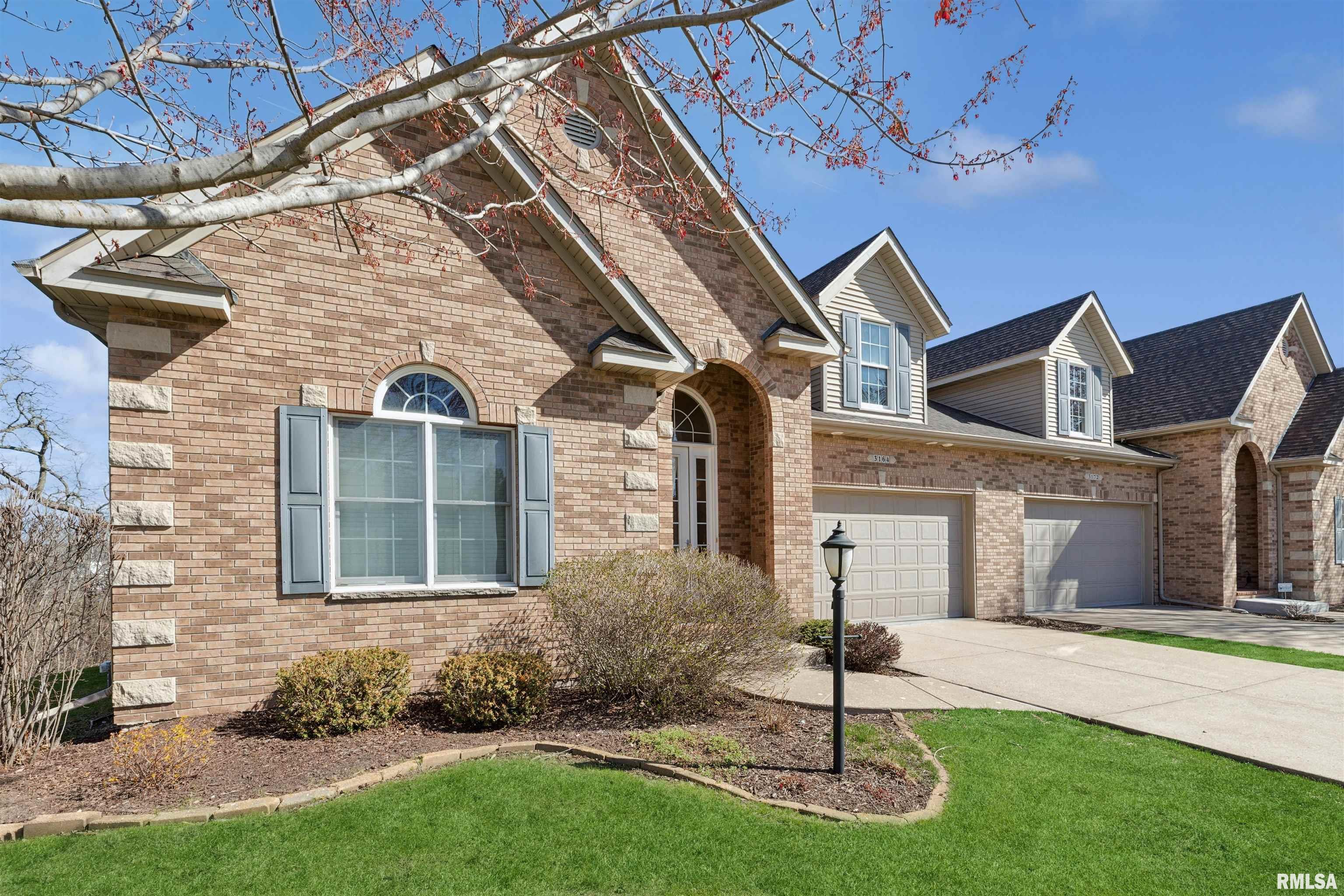 3164 Meridith Way Bettendorf, IA 52722 - Photo 4 of 32