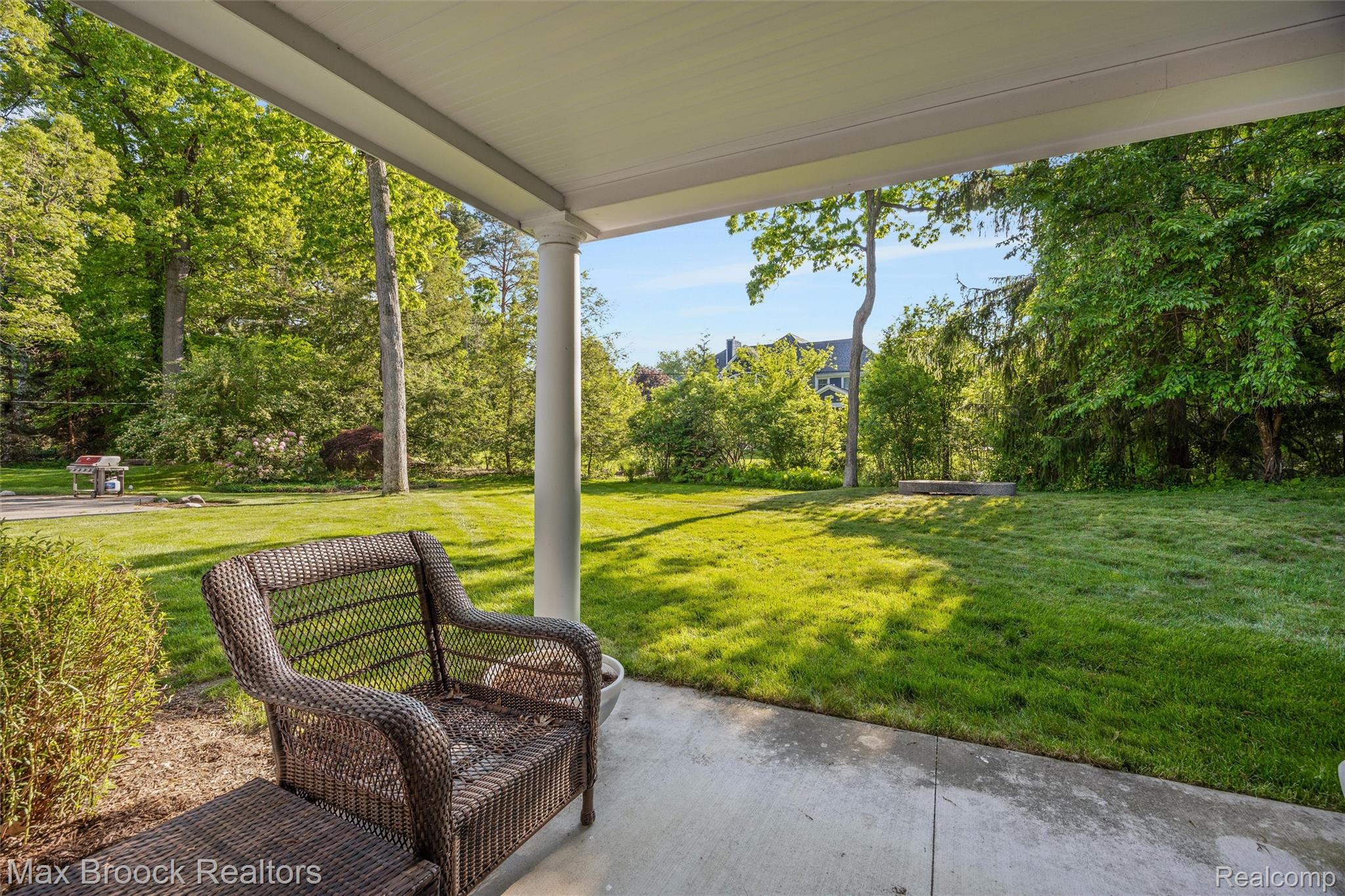 3797 South Darlington Road Bloomfield Hills, MI 48301 - Photo 59 of 63 Covered patio