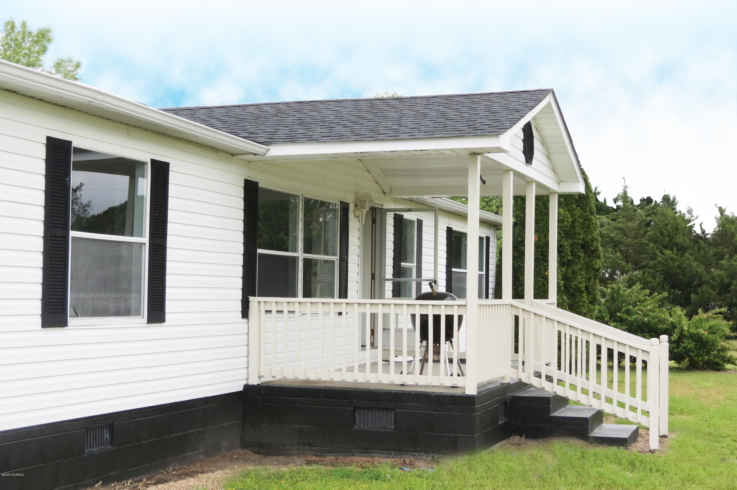 1440 British Road Kinston, NC 28501 - Photo 16 of 16 Exterior