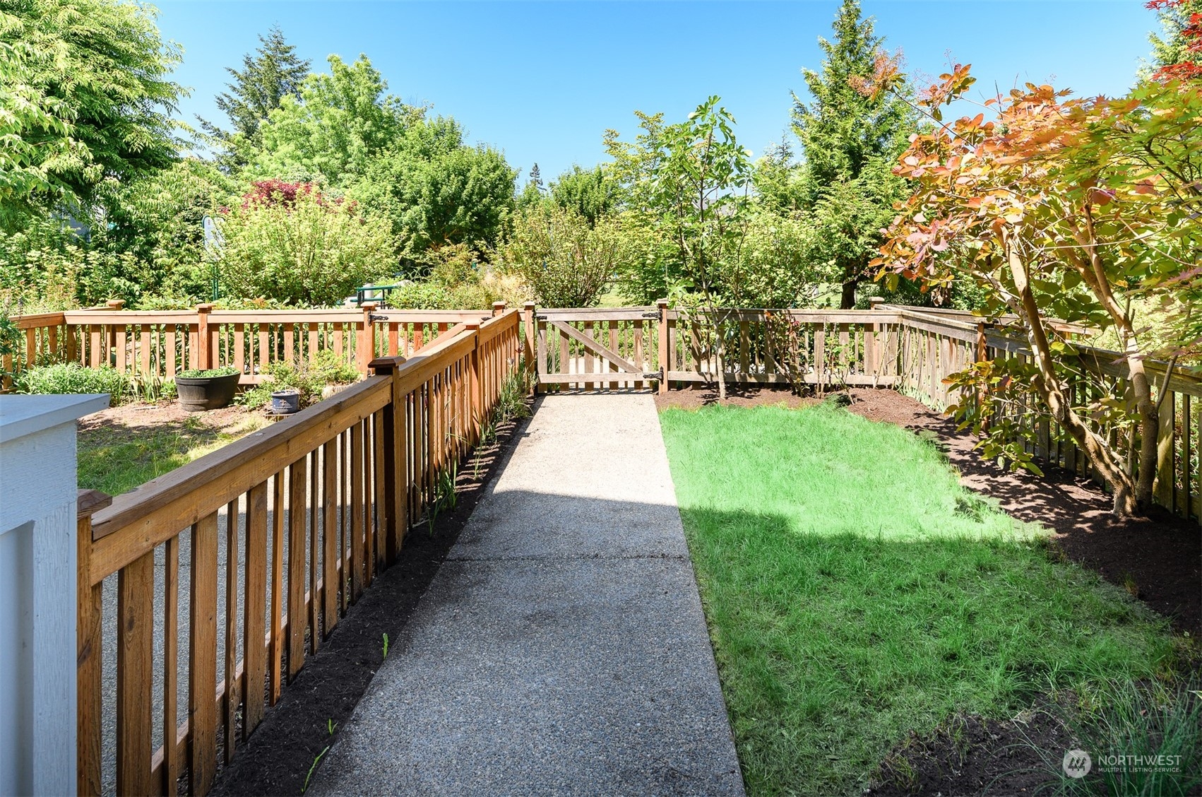 6424 High Point Drive Southwest Seattle, WA 98126 - Photo 22 of 30 Gallery Image 22