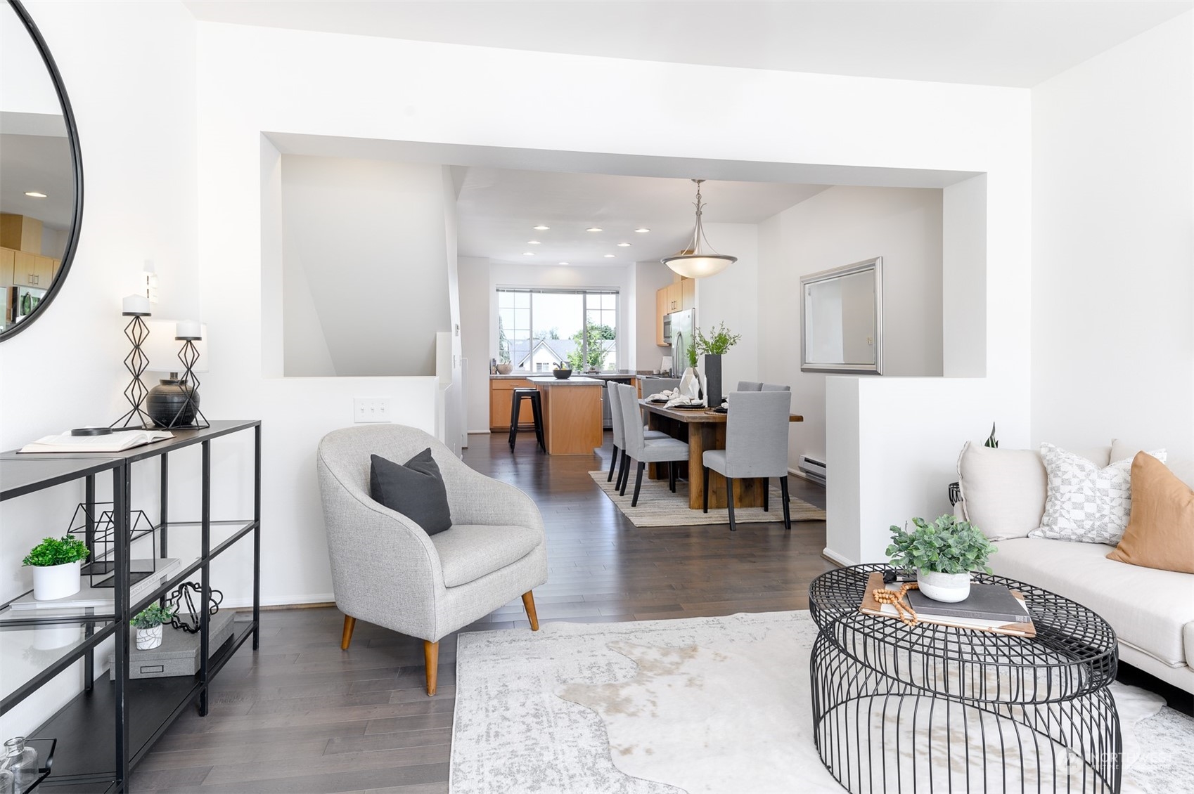 6424 High Point Drive Southwest Seattle, WA 98126 - Photo 4 of 30 Gallery Image 4
