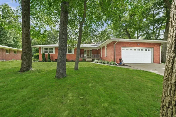 $285,000 | 6315 Lakewood Avenue, Portage, IN 46368
