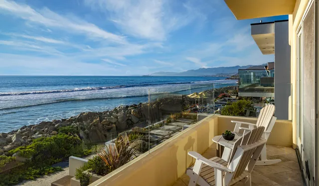 $4,998,000 | 5344 Rincon Beach Park Drive, Ventura, CA 93001