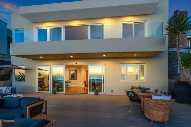 $4,998,000 | 5344 Rincon Beach Park Drive, Ventura, CA 93001