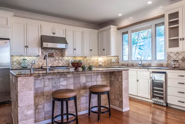 $4,998,000 | 5344 Rincon Beach Park Drive, Ventura, CA 93001