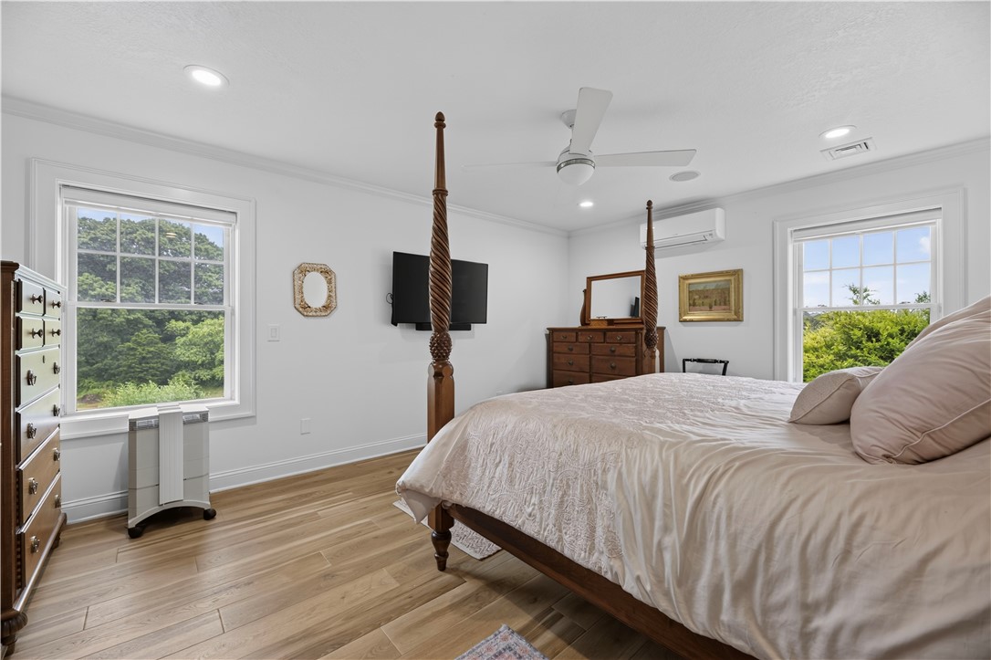 19 Moonlight Drive Westerly, RI 02891 - Photo 14 of 38