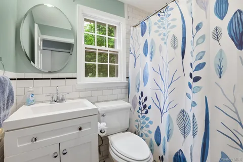 $1,999,999 | 765 King Street, Chappaqua, NY 10514
