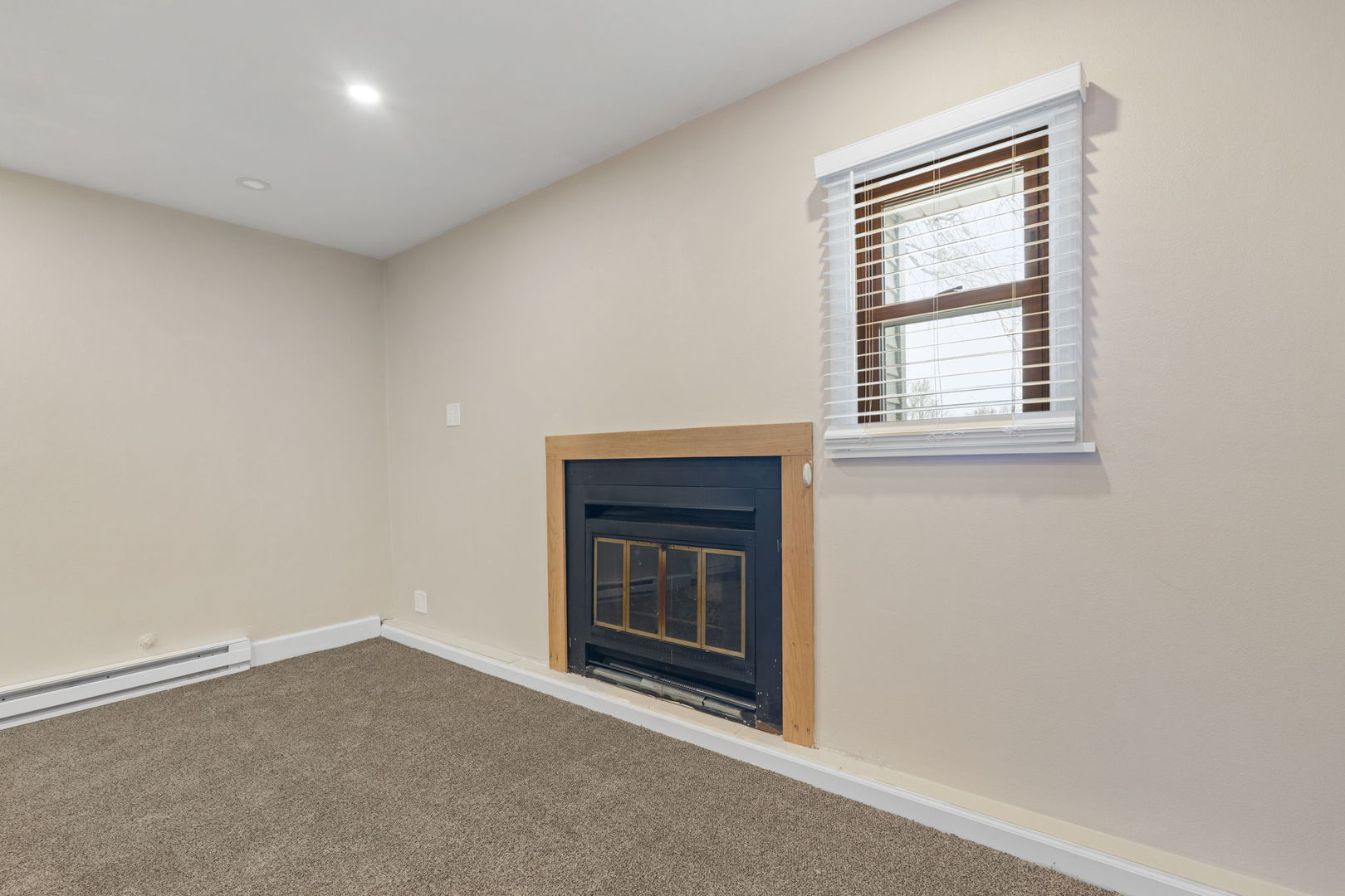 300 Highland Avenue Erie, IL 61250 - Photo 7 of 17