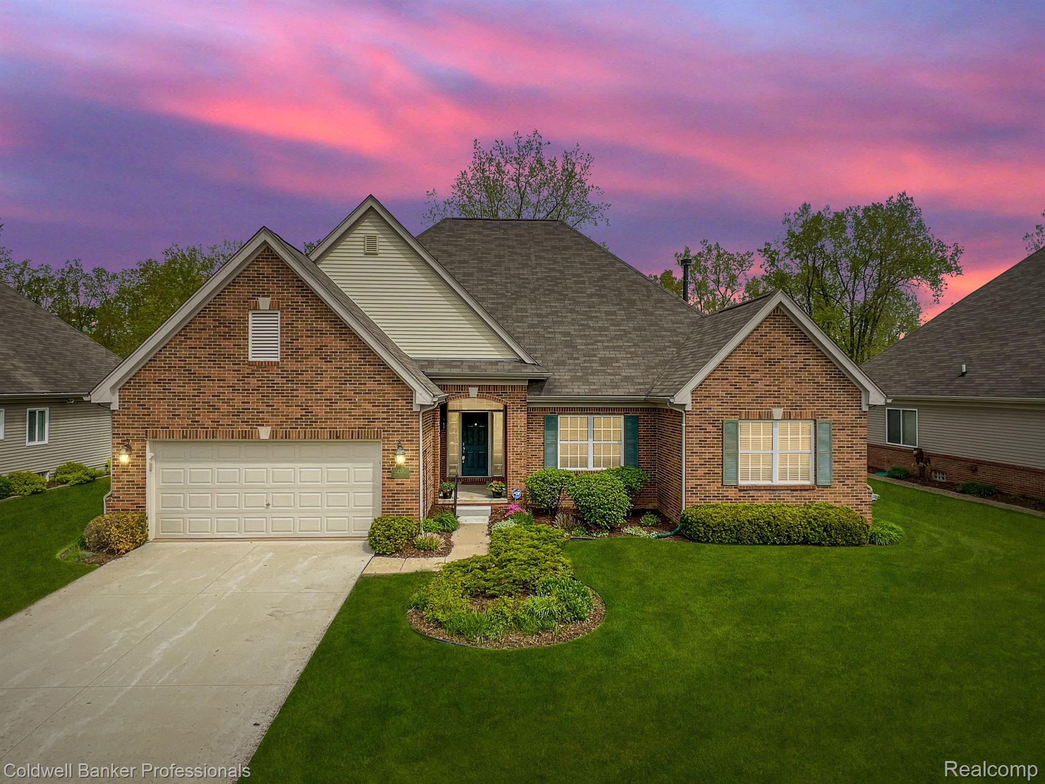 2206 Lagoon Drive Rochester, MI 48309 - Photo 34 of 37 Gallery Image 34