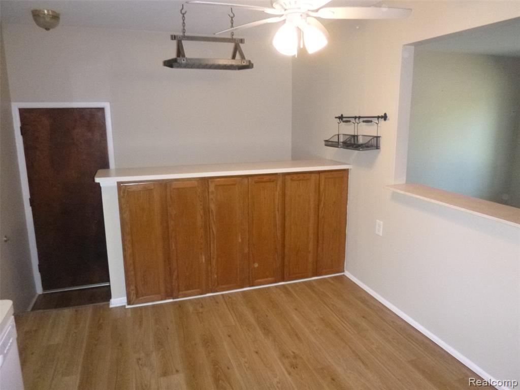 2936 Wisconsin Road Troy, MI 48083 - Photo 11 of 23