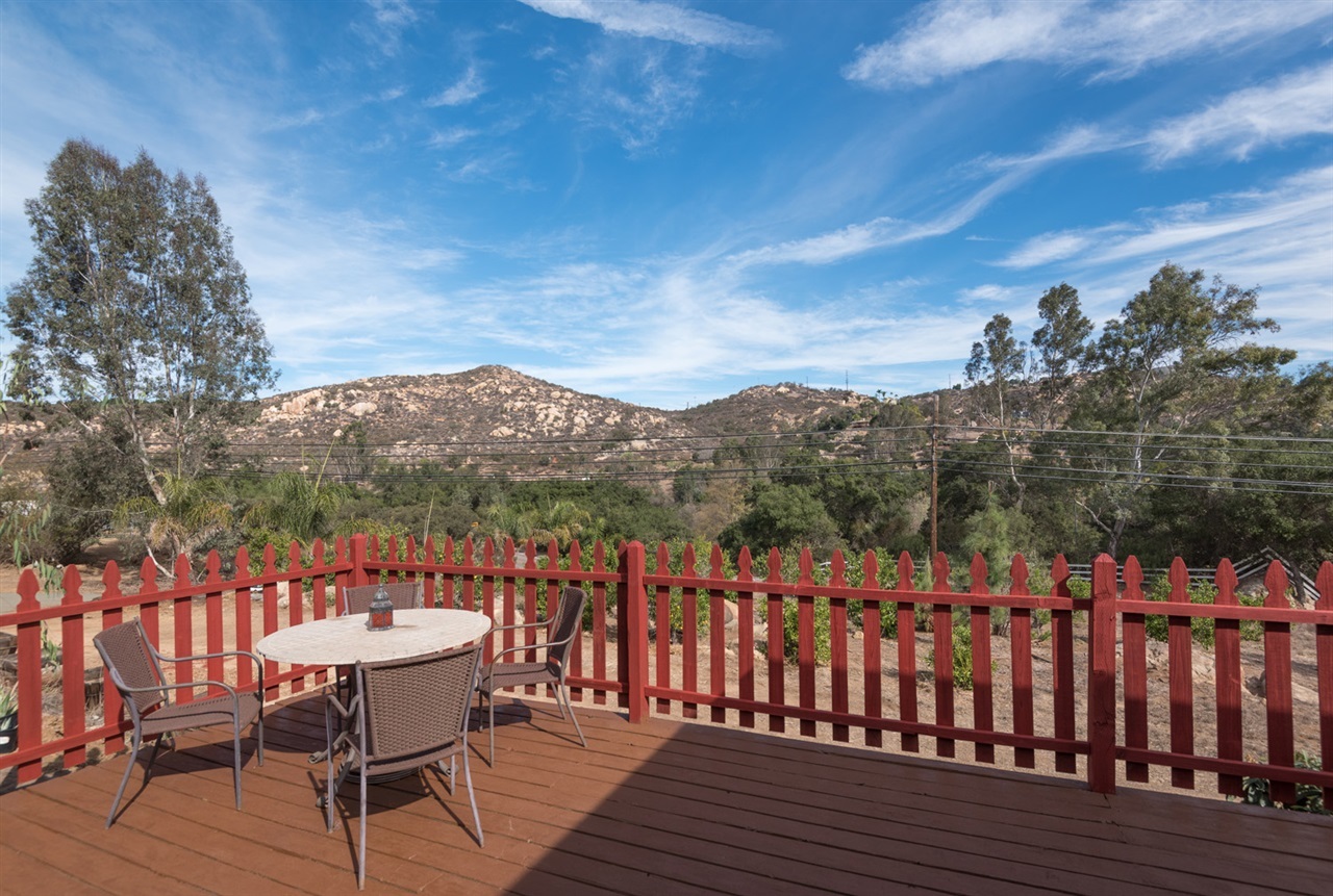 30318 Lilac Road Valley Center, CA 92082 - Photo 1 of 25