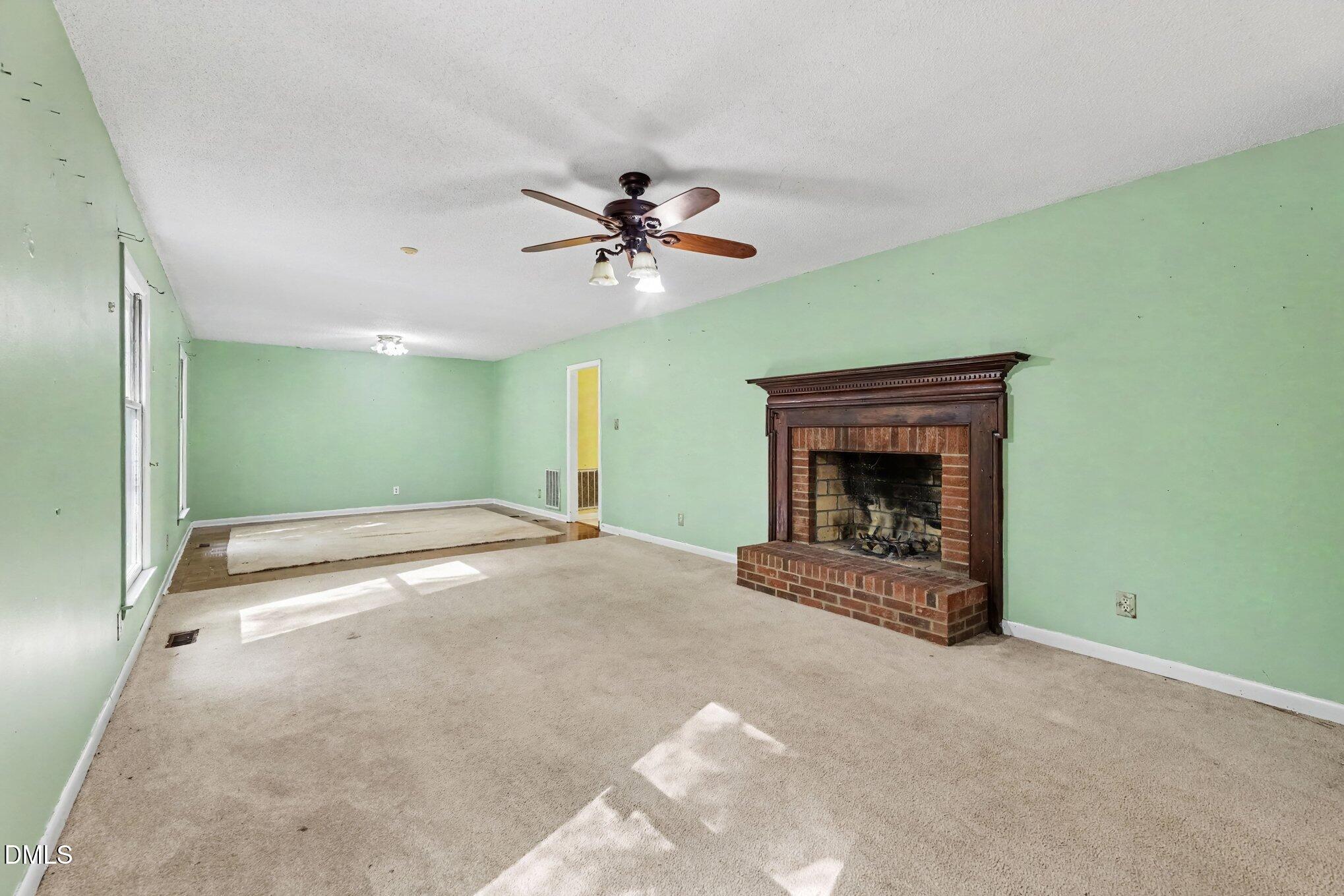 8307 Bromley Road Hillsborough, NC 27278 - Photo 9 of 33 005_file_1919