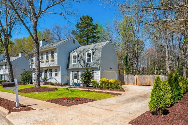 $745,000 | 250 Park Bridge Lane, Roswell, GA 30075