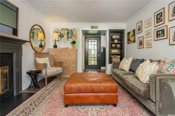 $745,000 | 250 Park Bridge Lane, Roswell, GA 30075
