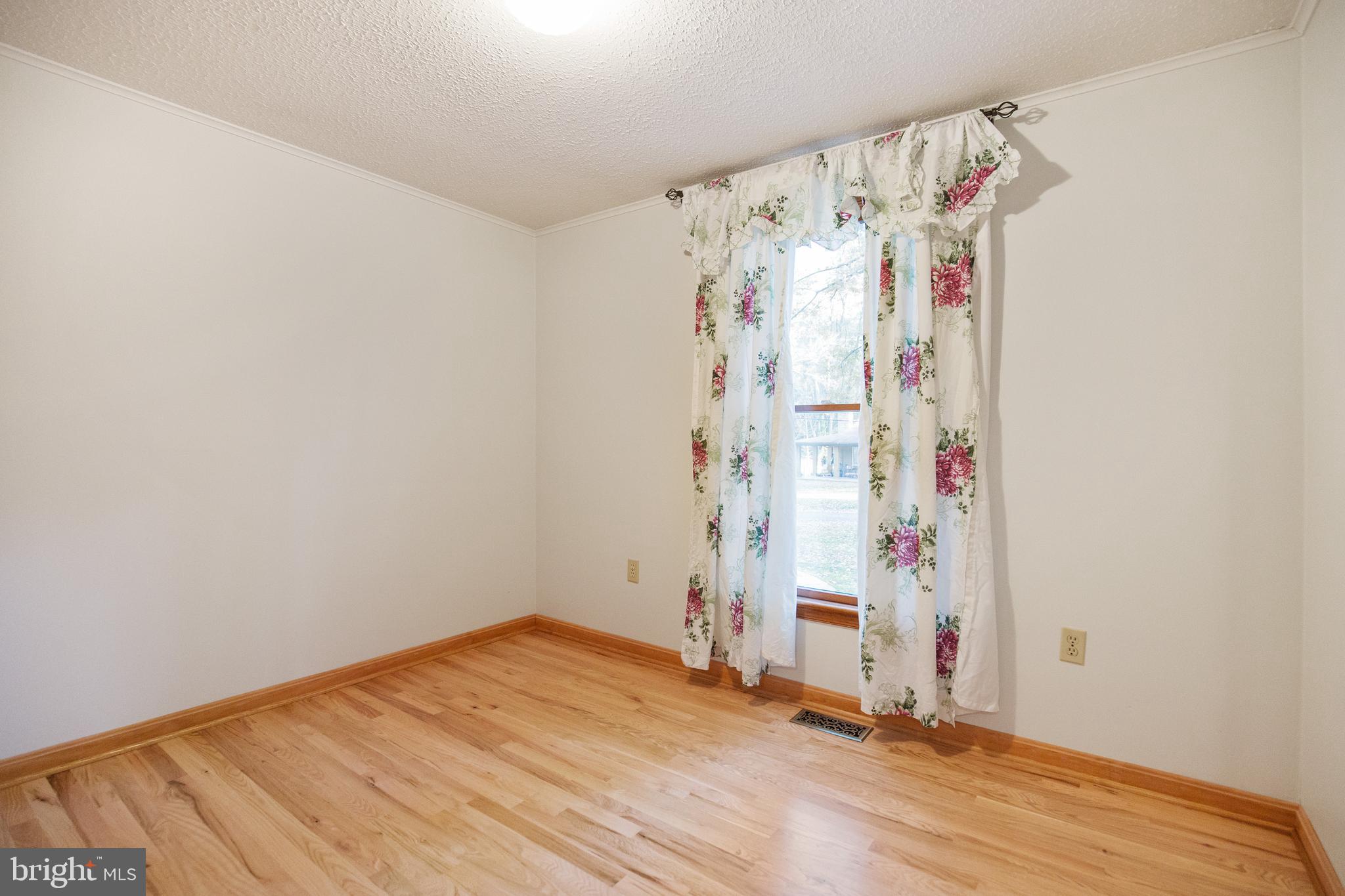 13218 Pine Road Bowie, MD 20720 - Photo 12 of 29 Gallery Image 12