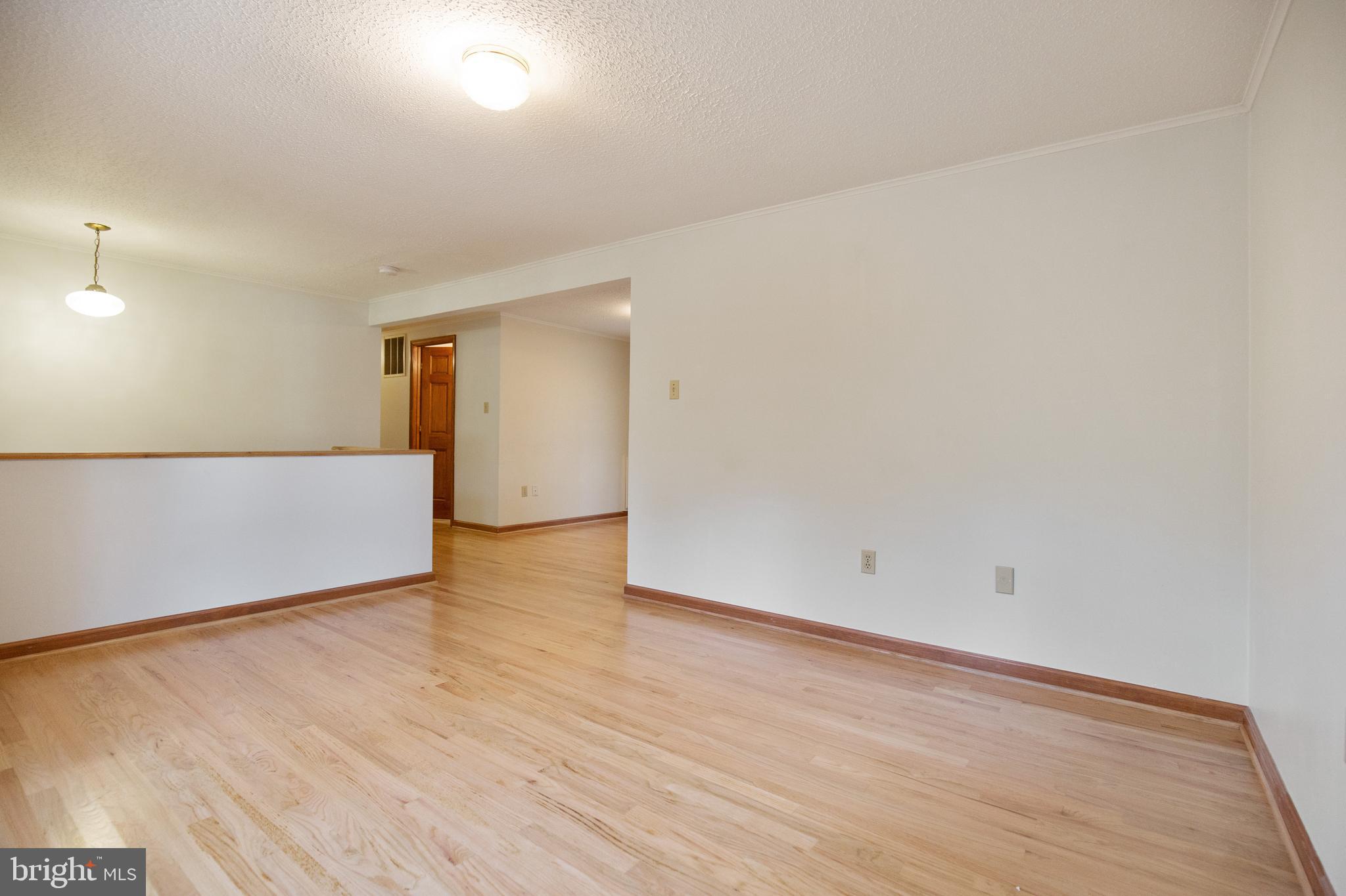 13218 Pine Road Bowie, MD 20720 - Photo 4 of 29 Gallery Image 4