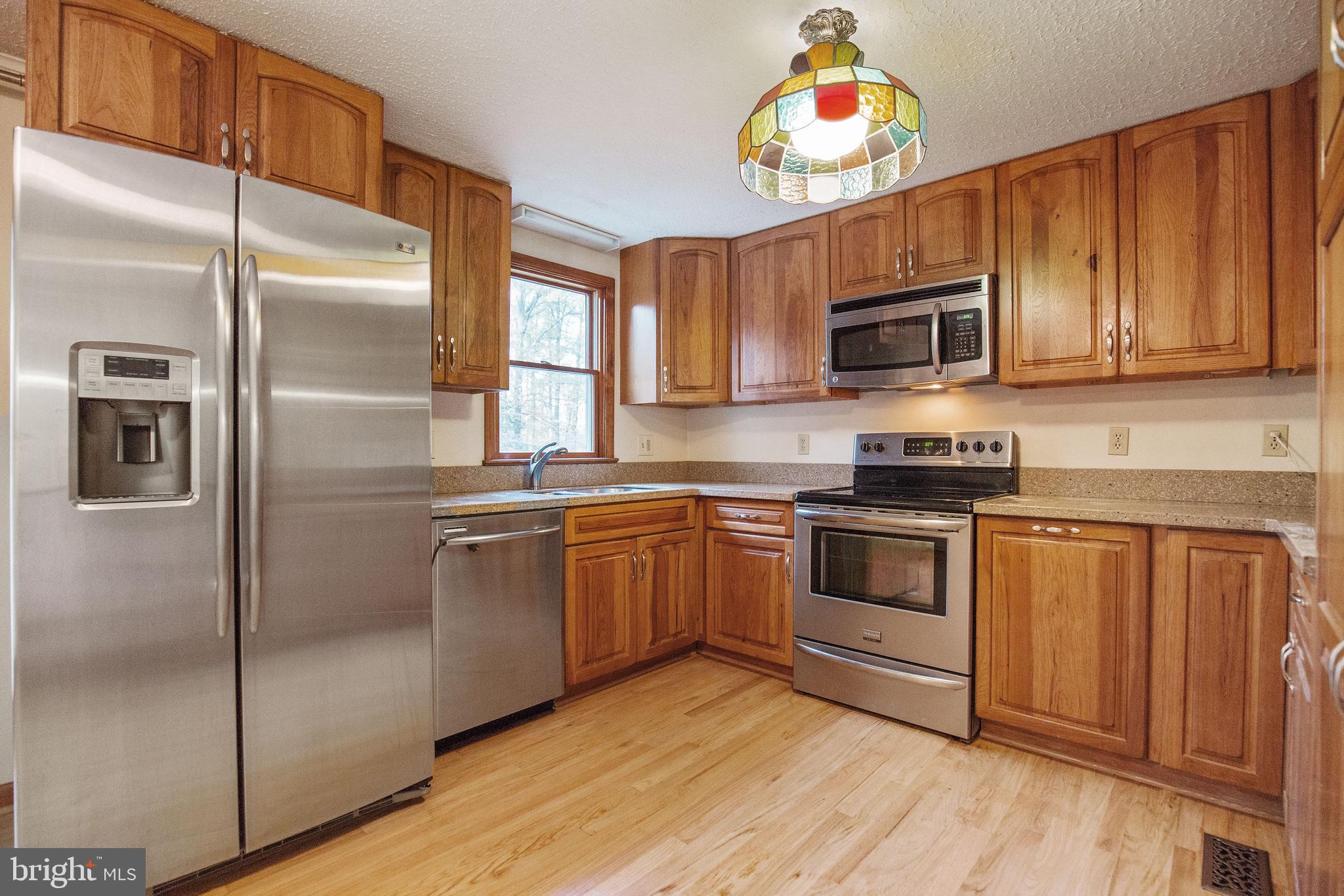 13218 Pine Road Bowie, MD 20720 - Photo 7 of 29 Gallery Image 7
