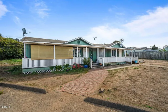 $980,000 | 18781 Highway 1, Fort Bragg, CA 95437