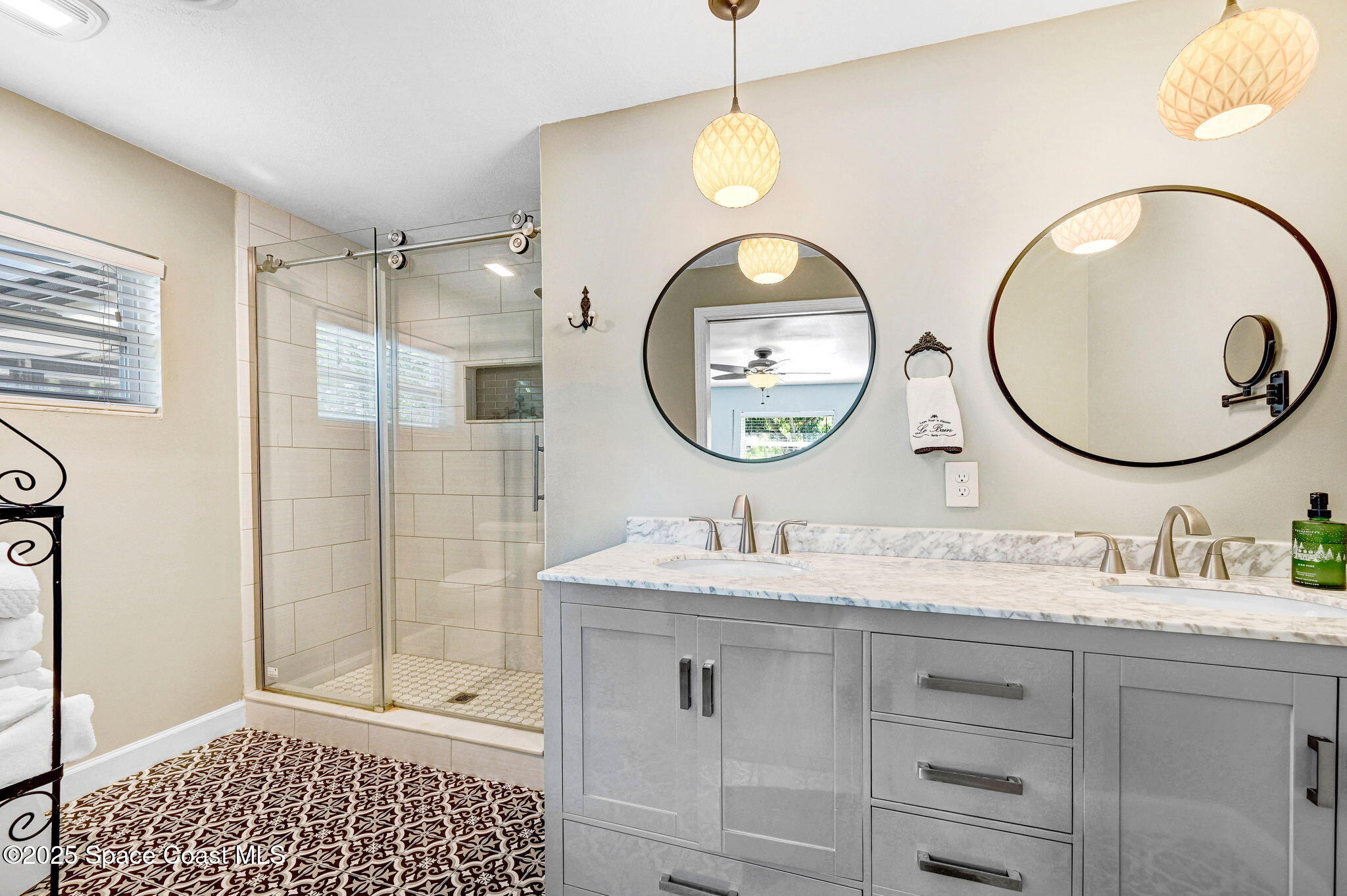 495 Plantation Road Merritt Island, FL 32952 - Photo 6 of 31 Primary Bath