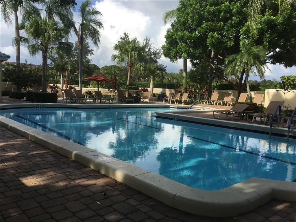 663 Corona Way Deerfield Beach, FL 33442 - Photo 26 of 37 Photo 26