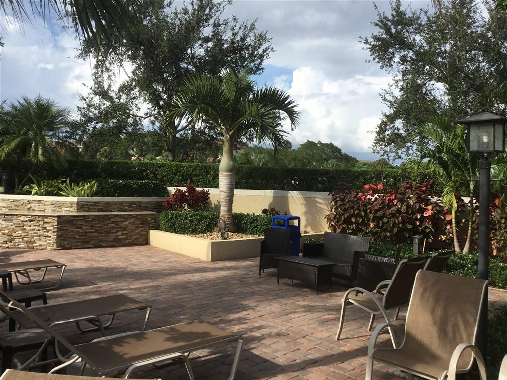 663 Corona Way Deerfield Beach, FL 33442 - Photo 29 of 37 Photo 29